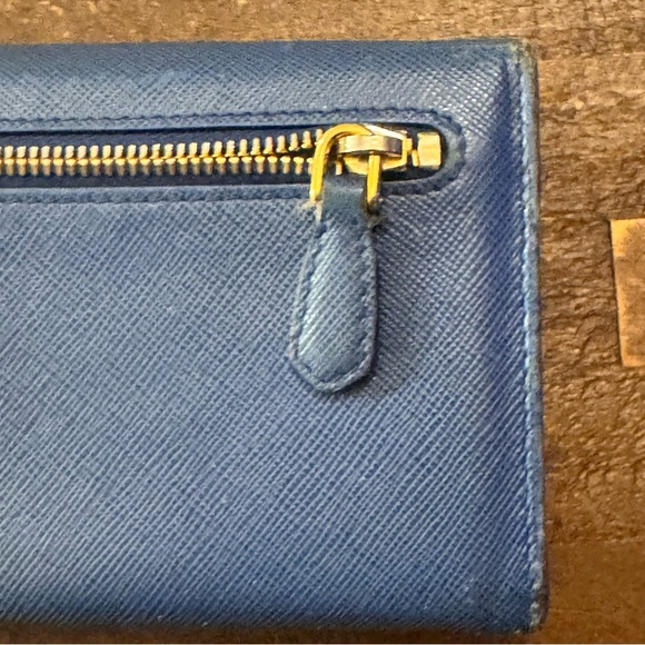 Prada Saffiano Leather Blue Ribbon Gold Long‎ Wallet Guaranteed 100% Authentic - Picture 5 of 15